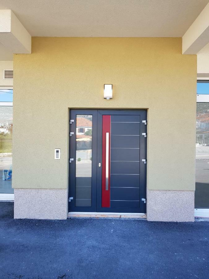 Apartmani Marella Donji Seget Exterior foto