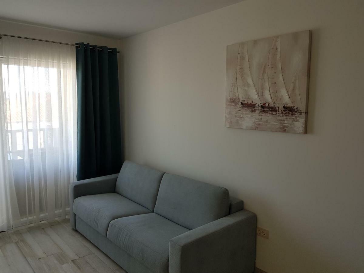 Apartmani Marella Donji Seget Exterior foto