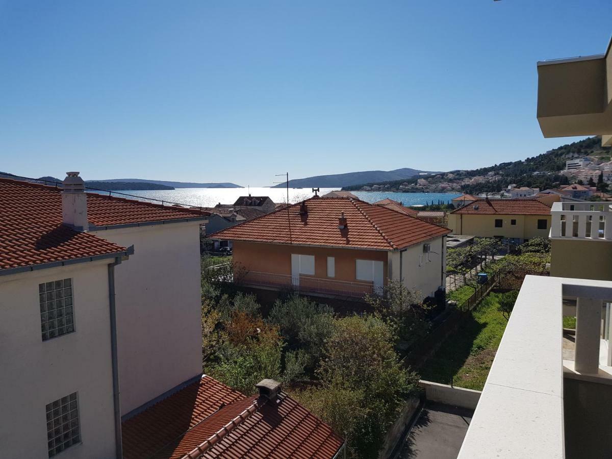Apartmani Marella Donji Seget Exterior foto