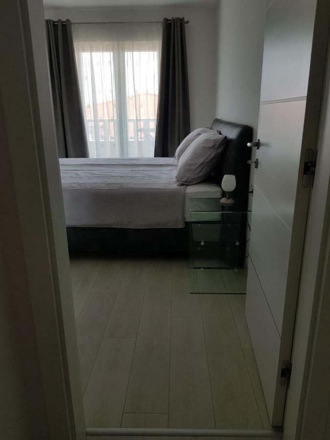 Apartmani Marella Donji Seget Exterior foto