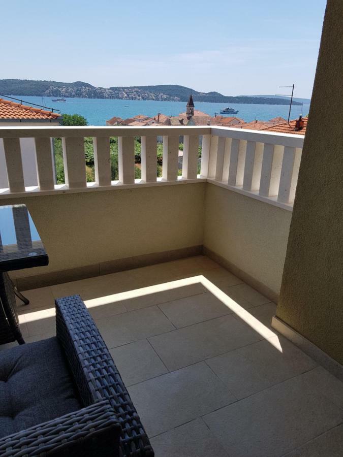 Apartmani Marella Donji Seget Exterior foto