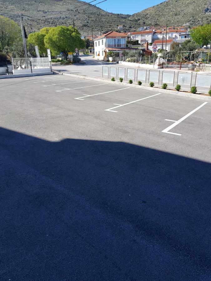 Apartmani Marella Donji Seget Exterior foto