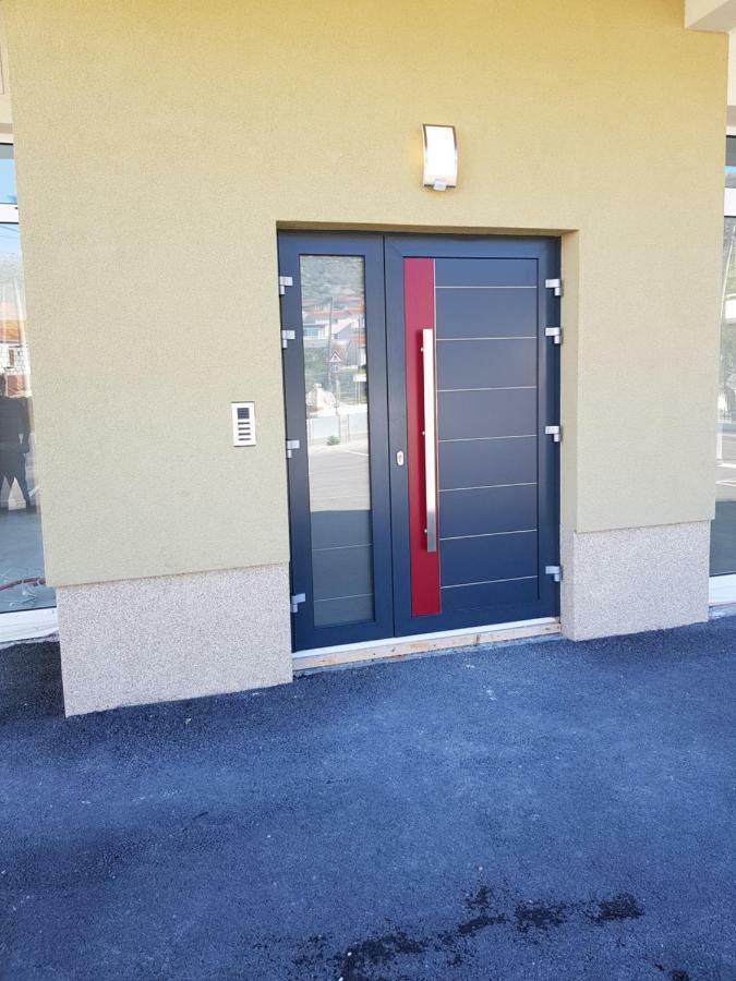 Apartmani Marella Donji Seget Exterior foto