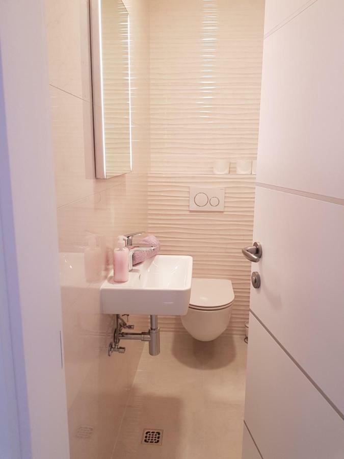 Apartmani Marella Donji Seget Exterior foto